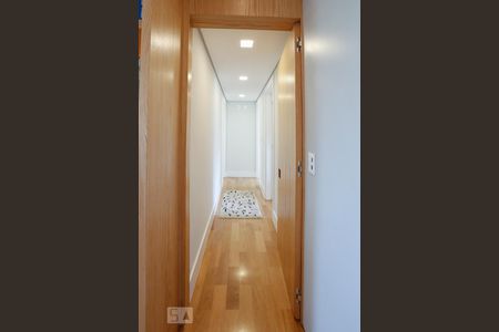 Corredor de apartamento à venda com 3 quartos, 134m² em Vila Olímpia, São Paulo