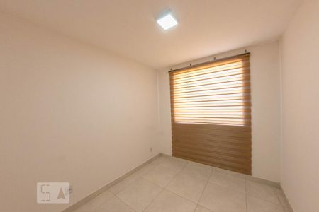 Quarto 2 de apartamento para alugar com 2 quartos, 55m² em Ouro Preto, Belo Horizonte