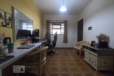 Sala de casa à venda com 2 quartos, 175m² em Chácara Agrindus, Taboão da Serra
