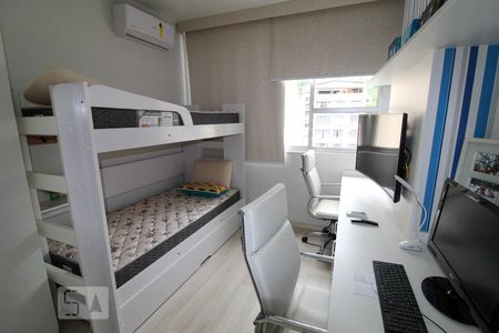 Quarto  de apartamento para alugar com 2 quartos, 120m² em Tijuca, Rio de Janeiro