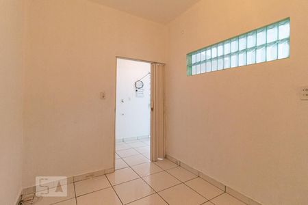 Quarto 2 de casa para alugar com 2 quartos, 50m² em Vila Yolanda, Osasco