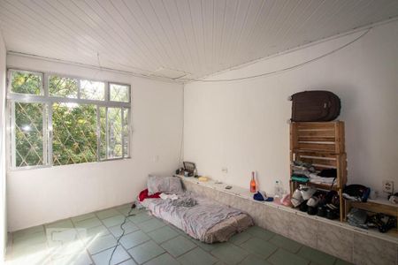 Quarto 2 de apartamento para alugar com 2 quartos, 62m² em Rio Branco, Porto Alegre