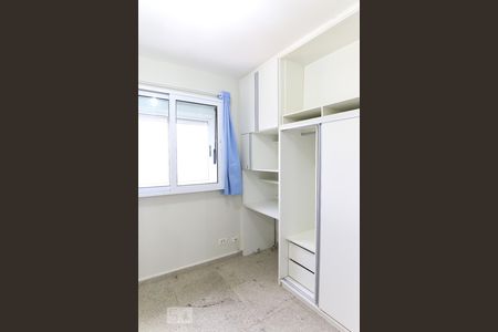 Suíte de apartamento para alugar com 3 quartos, 77m² em Centro, São José dos Campos