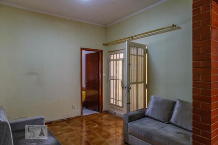 Sala de casa para alugar com 2 quartos, 62m² em Parque São Jorge, São Paulo