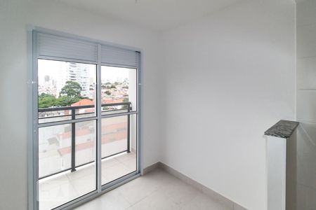 Sala e cozinha de kitnet/studio para alugar com 1 quarto, 29m² em Jardim da Glória, São Paulo