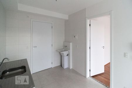 Sala e cozinha de kitnet/studio para alugar com 1 quarto, 29m² em Jardim da Glória, São Paulo