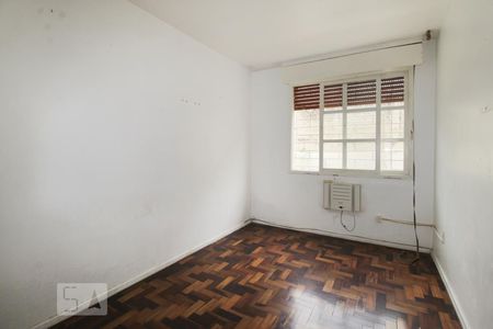 Quarto 1 de apartamento à venda com 3 quartos, 63m² em Cristal, Porto Alegre