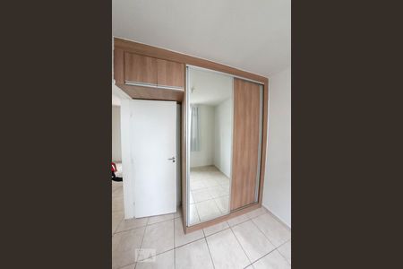 Quarto 1 de apartamento para alugar com 2 quartos, 50m² em Camargos, Belo Horizonte