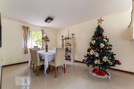 Sala de casa à venda com 3 quartos, 426m² em Fátima, Niterói