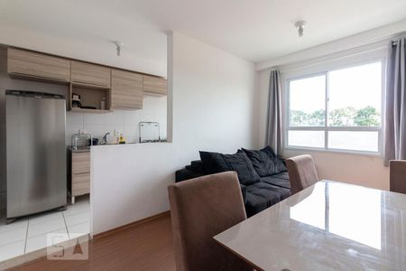 Sala de apartamento para alugar com 2 quartos, 46m² em Colônia , São Paulo