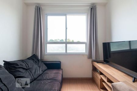 Sala de apartamento para alugar com 2 quartos, 46m² em Colônia , São Paulo