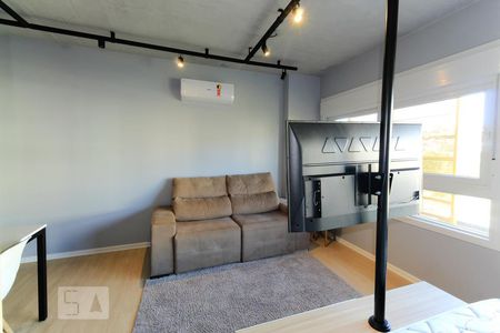 Sala de kitnet/studio para alugar com 1 quarto, 38m² em Partenon, Porto Alegre