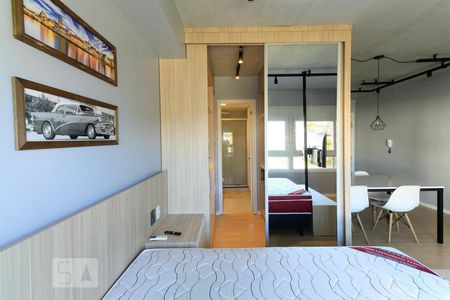 Quarto de kitnet/studio para alugar com 1 quarto, 38m² em Partenon, Porto Alegre