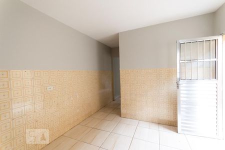 Cozinha de kitnet/studio para alugar com 1 quarto, 30m² em Taboão, Diadema