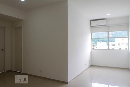 Sala de apartamento para alugar com 2 quartos, 94m² em Leblon, Rio de Janeiro