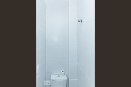 Banheiro de kitnet/studio para alugar com 1 quarto, 30m² em Copacabana, Rio de Janeiro