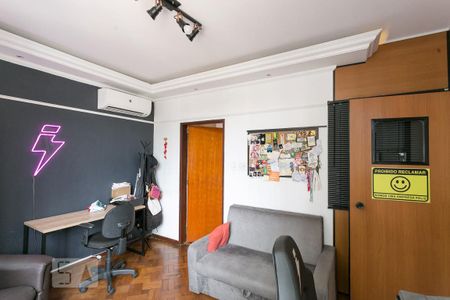 Sala de casa à venda com 3 quartos, 490m² em Perdizes, São Paulo