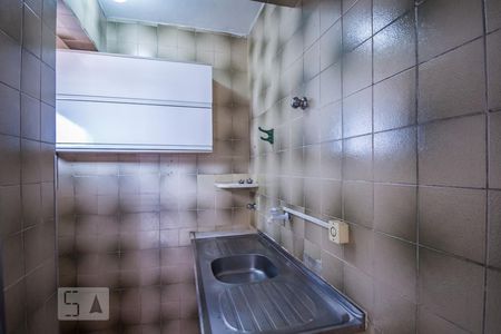 Cozinha de apartamento para alugar com 1 quarto, 21m² em Vila Itapura, Campinas