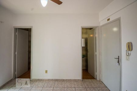 Sala/Quarto de apartamento para alugar com 1 quarto, 21m² em Vila Itapura, Campinas