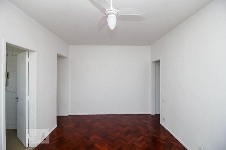 Sala de apartamento para alugar com 2 quartos, 90m² em Botafogo, Rio de Janeiro