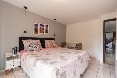 Quarto 1 de casa à venda com 2 quartos, 180m² em Parque Pinheiros, Taboão da Serra