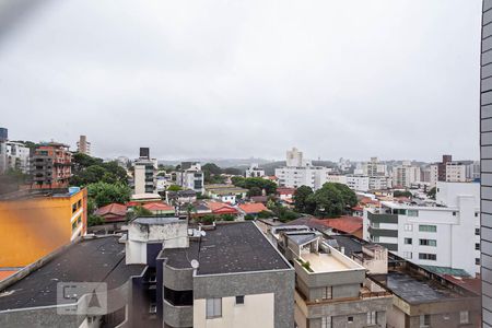 Vista da varanda da sala de apartamento para alugar com 3 quartos, 137m² em Pampulha, Belo Horizonte