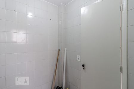 Banheiro  de kitnet/studio à venda com 1 quarto, 45m² em Sé, São Paulo