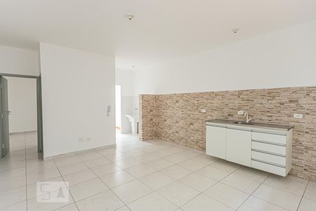 Sala e cozinha de apartamento para alugar com 1 quarto, 45m² em Parada Inglesa, São Paulo