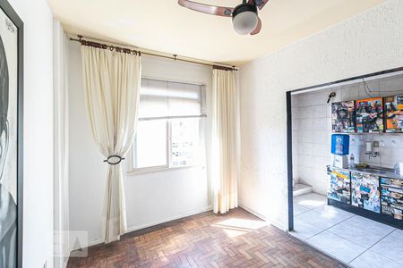 Sala/Cozinha de apartamento à venda com 1 quarto, 42m² em Centro Histórico, Porto Alegre
