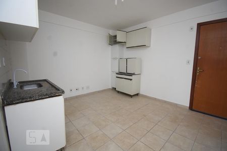 Sala e Cozinha de apartamento para alugar com 1 quarto, 38m² em Conjunto 2, Brasília