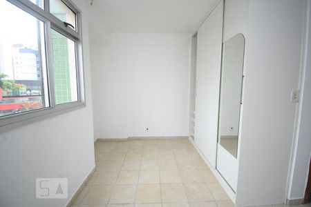 Quarto de apartamento para alugar com 1 quarto, 38m² em Conjunto 2, Brasília