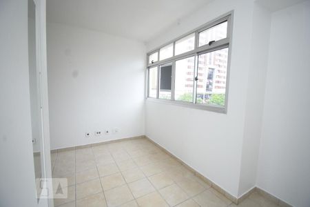 Quarto de apartamento para alugar com 1 quarto, 38m² em Conjunto 2, Brasília