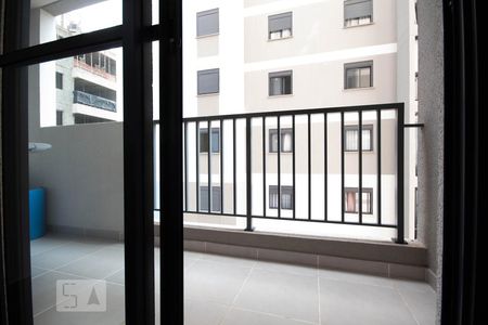 Sacada de apartamento à venda com 1 quarto, 48m² em Presidente Altino, Osasco