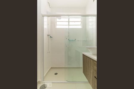 Banheiro - Box de Vidro de kitnet/studio para alugar com 1 quarto, 46m² em Bela Vista, São Paulo
