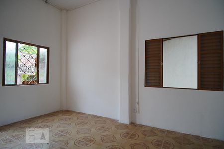 Sala de casa para alugar com 1 quarto, 100m² em Vila Jardim, Porto Alegre