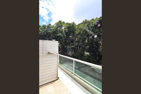 Sacada de casa à venda com 2 quartos, 155m² em Vila Humaitá, Santo André