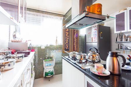 Apartamento à venda com 200m², 4 quartos e 4 vagas Apartamento à venda com 200m², 4 quartos e 4 vagasCozinha