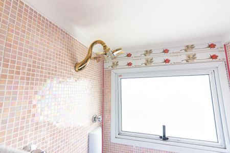 Apartamento à venda com 200m², 4 quartos e 4 vagas Apartamento à venda com 200m², 4 quartos e 4 vagasBanheiro da Suíte 4