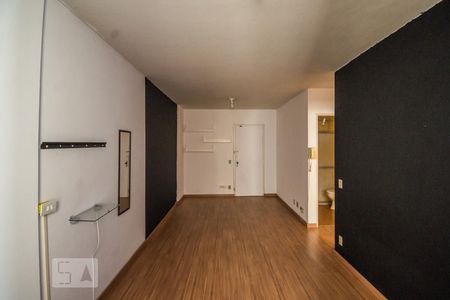 Sala/Quarto de apartamento para alugar com 1 quarto, 30m² em Centro, Campinas