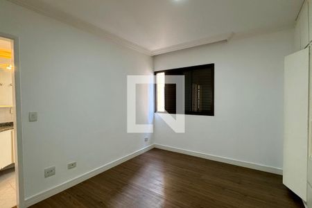 Suíte 1 de apartamento para alugar com 3 quartos, 120m² em Alphaville Industrial, Barueri