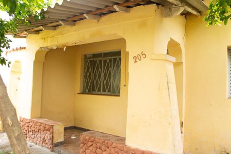 Casa à venda com 200m², 3 quartos e 5 vagas