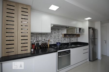 Apartamento à venda com 2 quartos, 56m² em Bairro Fátima, Canoas