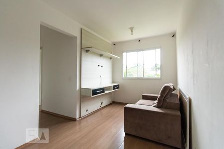 Sala de apartamento para alugar com 2 quartos, 45m² em Vila Nova Curuçá, São Paulo