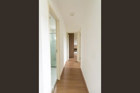 Corredor de apartamento para alugar com 2 quartos, 45m² em Vila Nova Curuçá, São Paulo