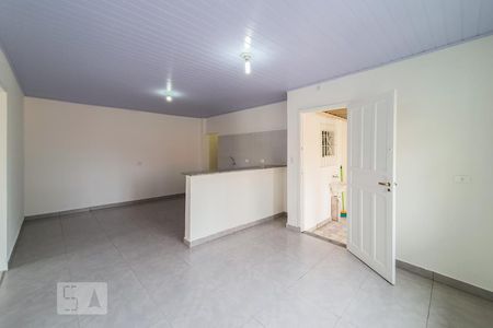 Sala de casa para alugar com 2 quartos, 80m² em Vila Santo Estéfano, São Paulo