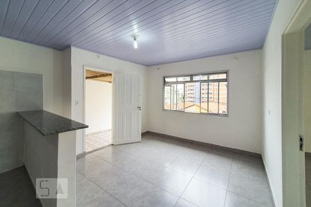 Sala de casa para alugar com 2 quartos, 80m² em Vila Santo Estéfano, São Paulo