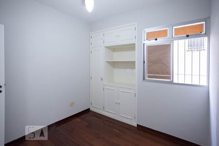 Quarto  de apartamento para alugar com 2 quartos, 95m² em São Pedro, Belo Horizonte