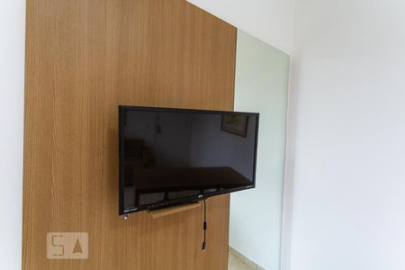 Televisão de apartamento à venda com 1 quarto, 47m² em Santa Efigênia, Belo Horizonte