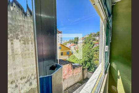 Vista Sala de apartamento para alugar com 2 quartos, 55m² em Laranjeiras, Rio de Janeiro