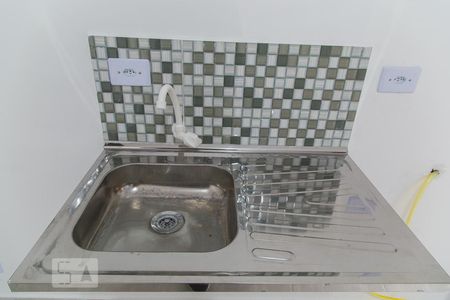 Sala e cozinha - Torneira de apartamento para alugar com 2 quartos, 40m² em Jardim Oriental, São Paulo